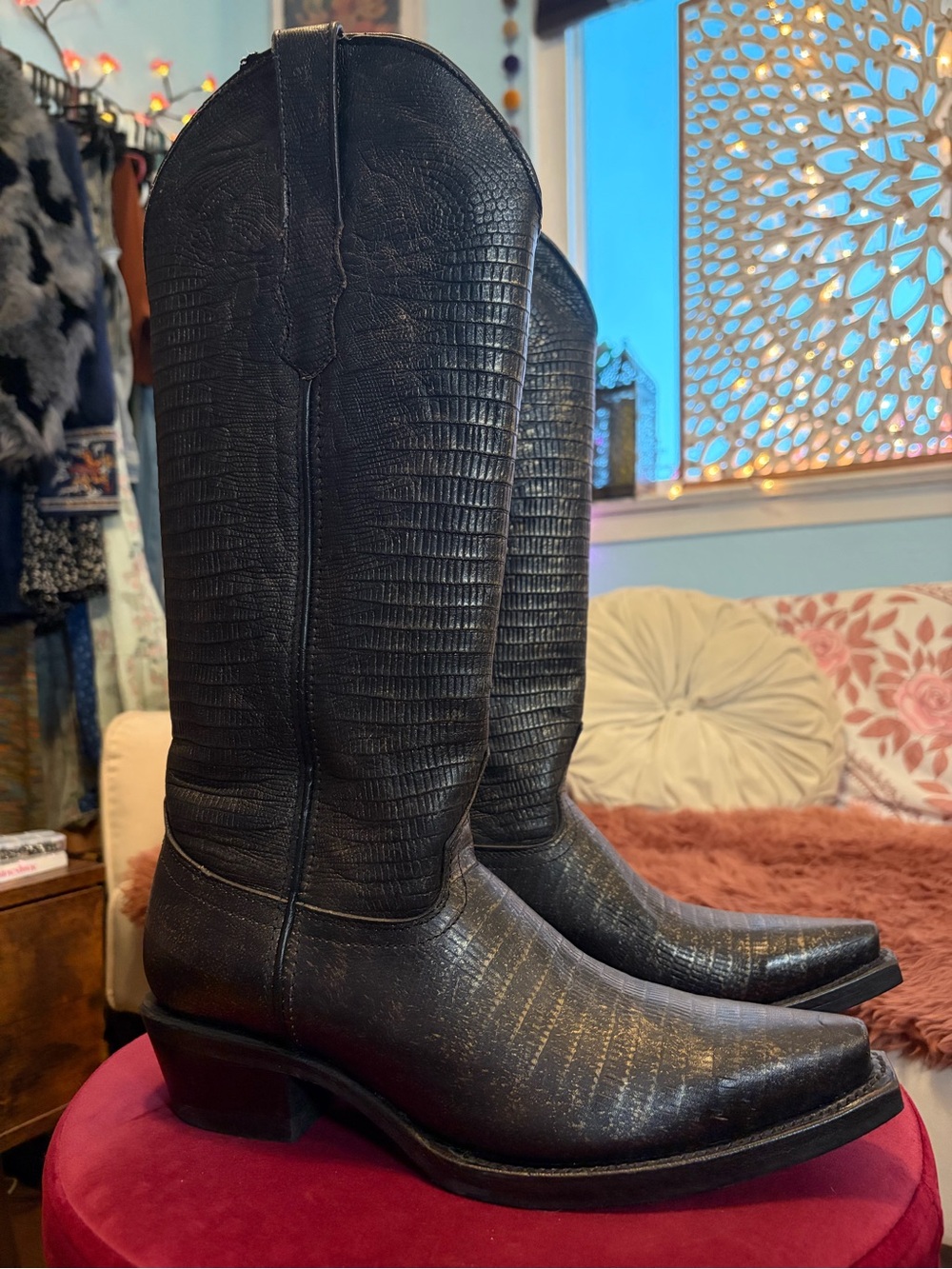 DINGO Black Textured Over-the-Knee Western Boots - Picture 4 of 11